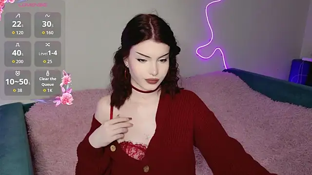 Snapshot of Alice18James chatting on December 2025 11:06:02 AM Alice18James online show from December 2025 11:06:02 AM