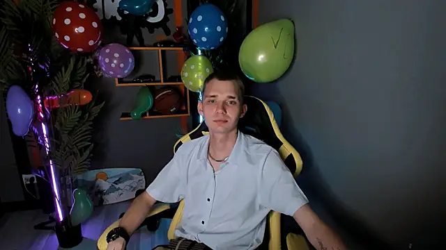 Snapshot of TimBlaks chatting on September 2025 04:50:01 PM TimBlaks online show from September 2025 04:50:01 PM