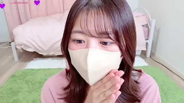 Snapshot of Haru_chiii chatting on November 2025 06:37:01 AM Haru chiii online show from November 2025 06:37:01 AM