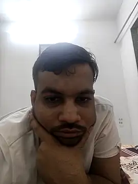 vinay smalldick online show from April 2026 02:28:01 PM