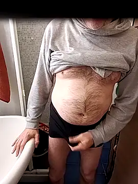 Snapshot of Franzppp chatting on December 2025 01:35:02 AM Franzppp online show from December 2025 01:35:02 AM