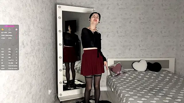 FakeLamb online show from November 2025 09:11:01 PM