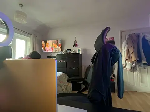 Snapshot of Prill940 chatting on December 2025 08:20:02 AM Prill940 online show from December 2025 08:20:02 AM