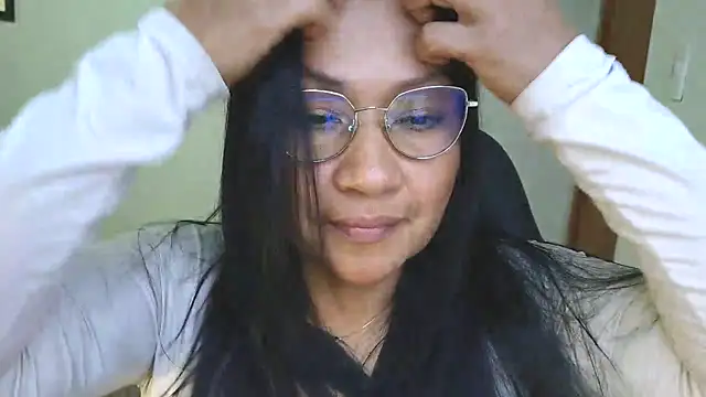 LissafeetHott online show from May 2026 10:33:02 PM