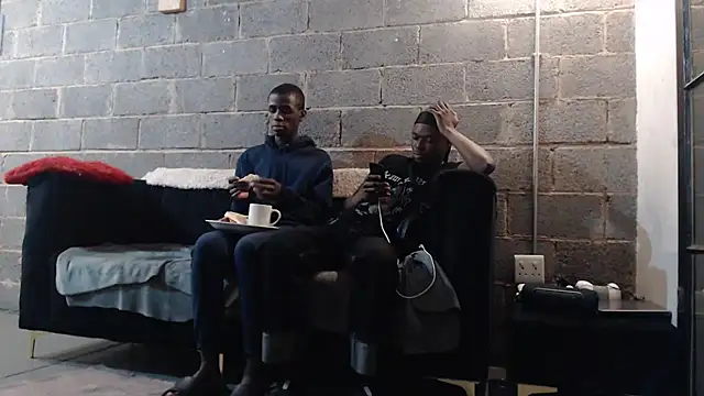 Snapshot of Vince_Favent chatting on September 2025 05:28:01 PM Vince Favent online show from September 2025 05:28:01 PM