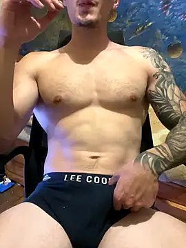 fronkie9384 online show from September 2025 08:30:02 PM