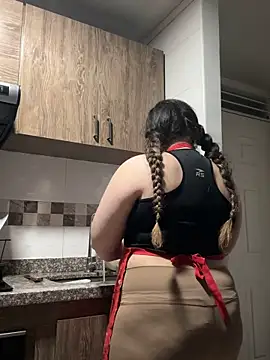 Snapshot of PortuPAWG chatting on January 2026 12:02:01 AM PortuPAWG online show from January 2026 12:02:01 AM