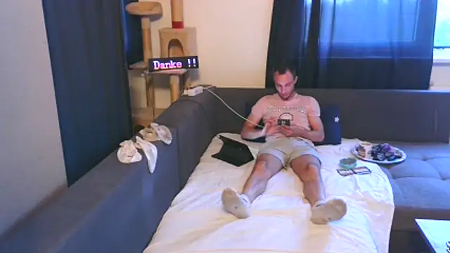Snapshot of cum2camboys chatting on June 2026 06:43:01 PM cum2camboys online show from June 2026 06:43:01 PM