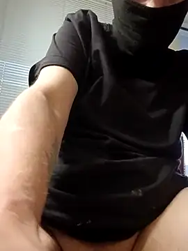 Snapshot of J3tbl4ck chatting on November 2025 10:09:02 PM J3tbl4ck online show from November 2025 10:09:02 PM