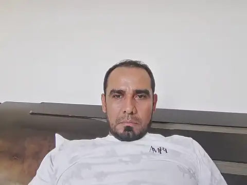 Snapshot of Camilo210520 chatting on July 2026 10:03:01 PM Camilo210520 online show from July 2026 10:03:01 PM