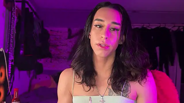 Snapshot of xoFrankie chatting on November 2025 02:26:01 AM xoFrankie online show from November 2025 02:26:01 AM