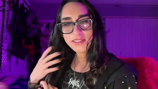 Snapshot of xoFrankie chatting on February 2026 06:02:01 AM xoFrankie online show from February 2026 06:02:01 AM