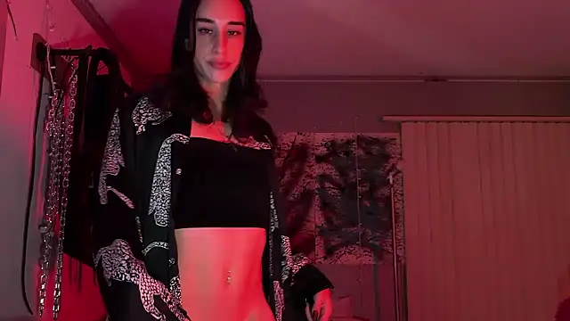 Snapshot of xoFrankie chatting on March 2026 05:08:02 AM xoFrankie online show from March 2026 05:08:02 AM