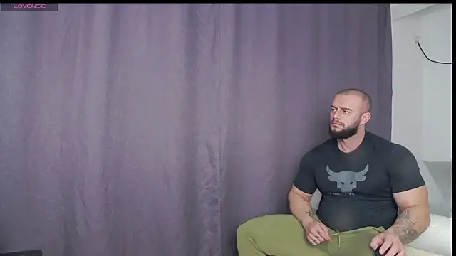 Snapshot of RickyMiami1 chatting on November 2025 09:58:01 AM RickyMiami1 online show from November 2025 09:58:01 AM