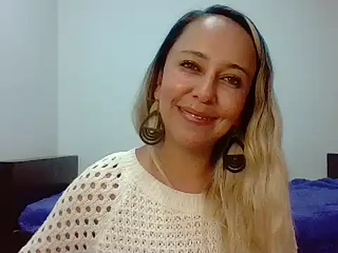 leah susman online show from October 2025 02:31:01 AM