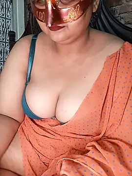 Tanisha-Chy online show from July 2026 05:28:02 PM