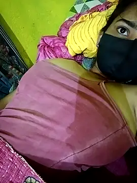 Snapshot of Meenu_chauhan chatting on November 2025 07:16:02 PM Meenu chauhan online show from November 2025 07:16:02 PM