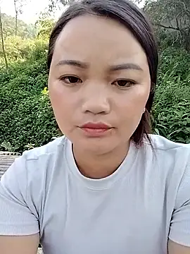 lusy-000 online show from September 2025 08:05:01 AM