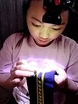 lusy-000 online show from October 2025 07:45:02 AM