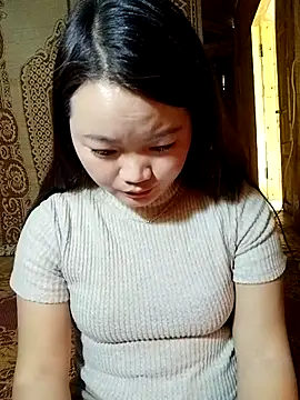 lusy-000 online show from November 2025 02:35:01 AM