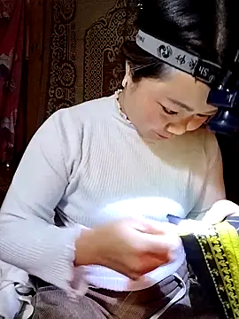 lusy-000 online show from November 2025 01:30:01 AM