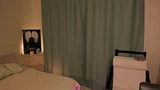 Snapshot of Chloeee4200 chatting on November 2025 01:43:01 PM Chloeee4200 online show from November 2025 01:43:01 PM