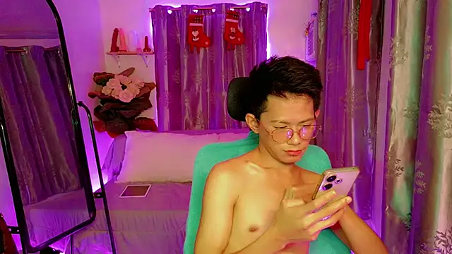 Skinny CumLoader69 online show from November 2025 07:57:01 PM