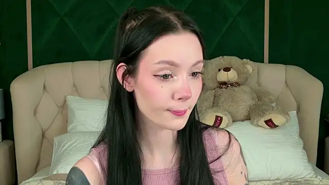 Goldy Stark online show from February 2026 08:45:02 PM