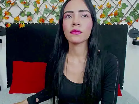 Snapshot of valerythompsonper chatting on January 2026 03:22:01 AM valerythompsonper online show from January 2026 03:22:01 AM