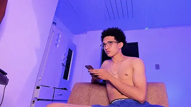 Cj davis  online show from April 2026 03:50:02 AM