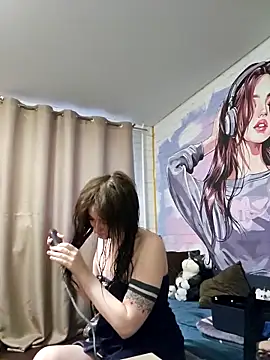 SophiaHarris online show from September 2025 12:54:02 PM