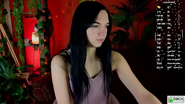 Hey Caroline online show from October 2025 01:55:02 PM