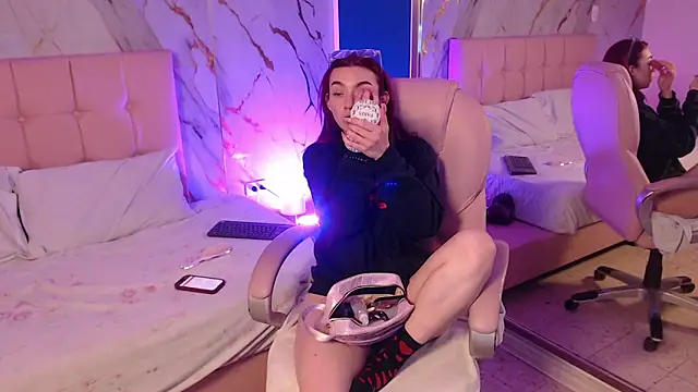 Snapshot of Red_kytty6 chatting on February 2026 01:26:02 AM Red kytty6 online show from February 2026 01:26:02 AM