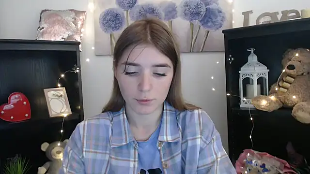 JuiceLips   online show from September 2025 09:43:02 AM