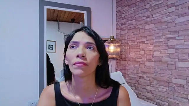 Martina thompson69 online show from March 2026 04:57:02 PM