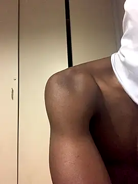 Snapshot of Mellow_Joe chatting on November 2025 08:20:01 PM Mellow Joe online show from November 2025 08:20:01 PM