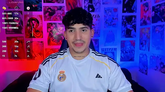 Saturn boy online show from November 2025 01:03:02 AM