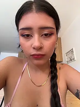 Snapshot of CatadeLuca chatting on February 2026 03:43:01 PM CatadeLuca online show from February 2026 03:43:01 PM