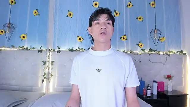 AleAurarashi online show from November 2025 01:49:02 AM