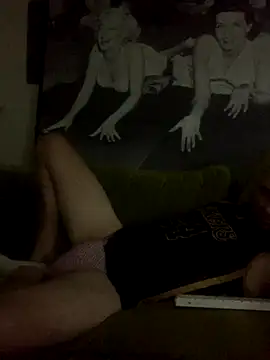 Hothotboyg online show from September 2025 11:10:02 AM