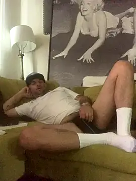 Hothotboyg online show from October 2025 05:34:01 PM