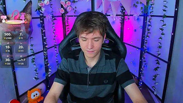 Snapshot of Ethan_Rivers chatting on September 2025 05:52:02 AM Ethan Rivers online show from September 2025 05:52:02 AM