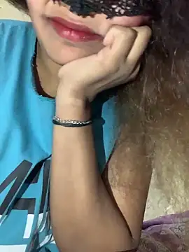 Snapshot of NeoleeLkr chatting on November 2025 11:21:02 AM NeoleeLkr online show from November 2025 11:21:02 AM