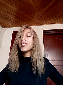 Anto torres online show from April 2026 08:17:02 PM