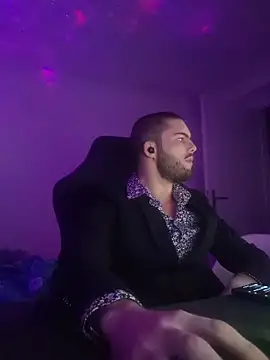 EyesNeverLies online show from February 2026 03:33:01 AM