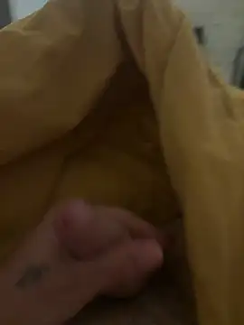 lolo33500 online show from April 2026 05:30:01 AM