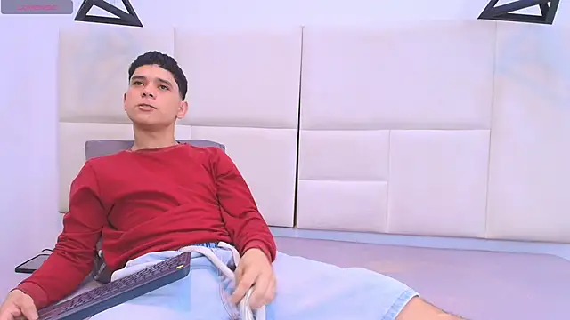 aron twink66 online show from September 2025 03:15:01 PM