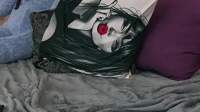 VannyFoxx online show from April 2026 07:58:02 PM