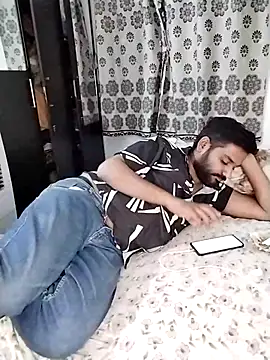 Snapshot of avi007p chatting on March 2026 06:35:02 PM avi007p online show from March 2026 06:35:02 PM