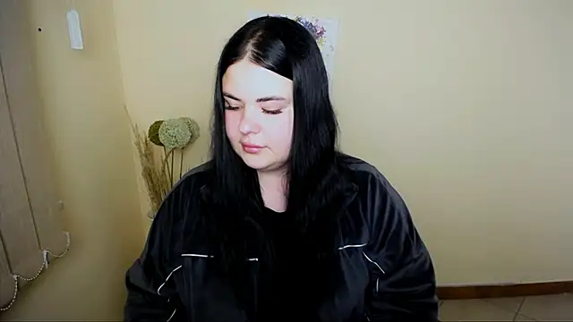  Trisha li online show from October 2025 11:54:01 AM